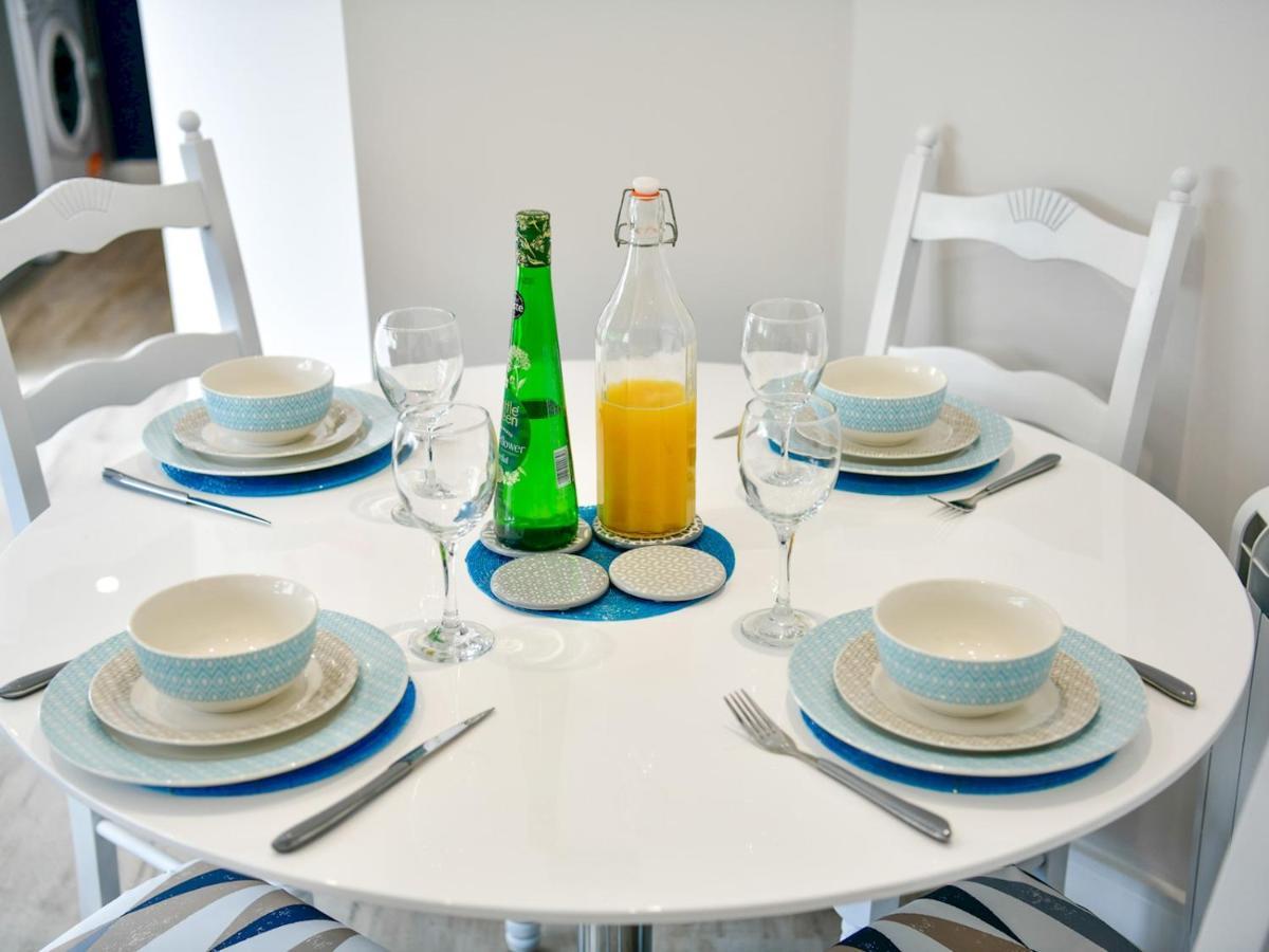 Pass The Keys Newly Refurbished Modern Bungalow - Pets Welcome Villa Swansea Esterno foto